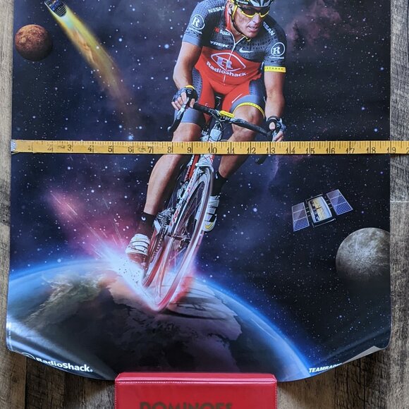 Lance Armstrong in Space RadioShack Poster Racing Cycling - Picture 5 of 5